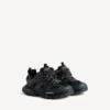 Women’s track sneaker in black Women’s track sneaker in black