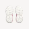 Women’s track stencil logo sneaker in pink/white