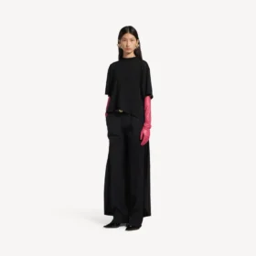 Women’s train t-shirt in black