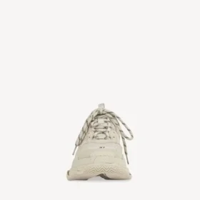Women’s triple s sneaker in beige