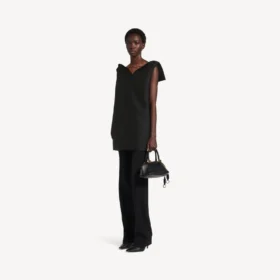 Women’s vareuse dress in black