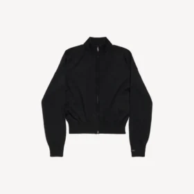 Women’s zip-up sweater in black