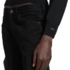 Women’s zip-up sweater in black