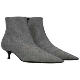 Wool Checked Knife Pointy Toe Boots “Grey” 579218W1SR01214